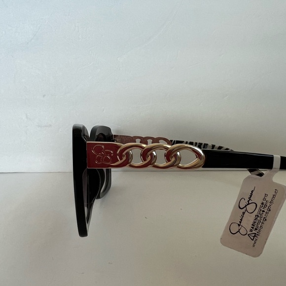 NWT JESSICA SIMPSON OVERSIZED SUNGLASSES EYEWEAR ACCESSORY